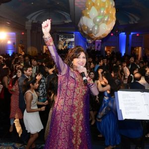 Bollywood Sargam’s Full house NYE 2016 Gala with Tanushree Dutta