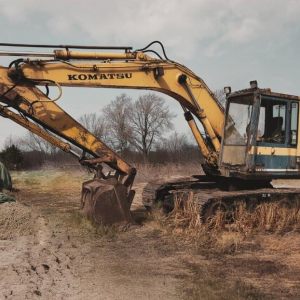 Vehicles, boats & machinery