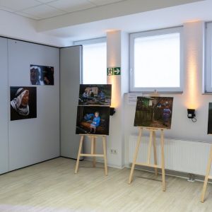 2024-11-17 Ezra Tobaks Fotoausstellung