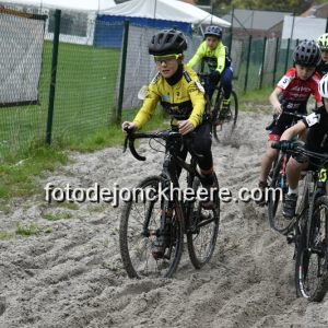 Orp-le-Grand   U10 - U11 - U12 - U13 - U14 - U15 - U17   641  Photos